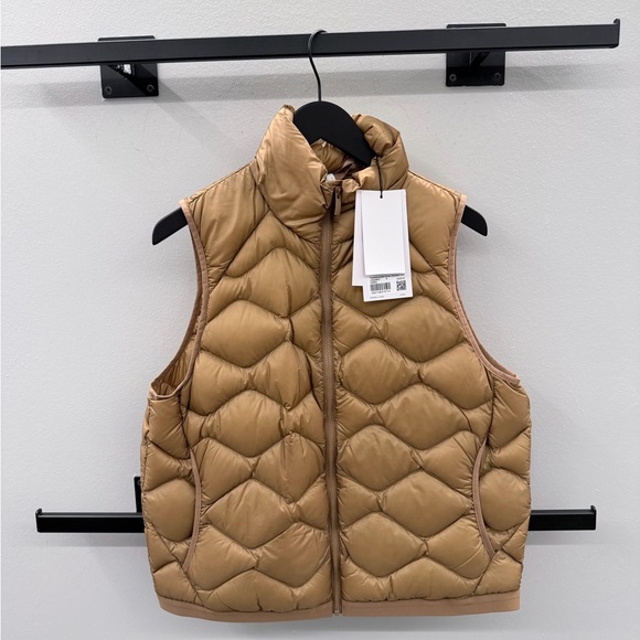 lululemon athletica Jackets & Blazers - Lululemon Women's Featherweight 900-Down-Fill Quilted Vest size small